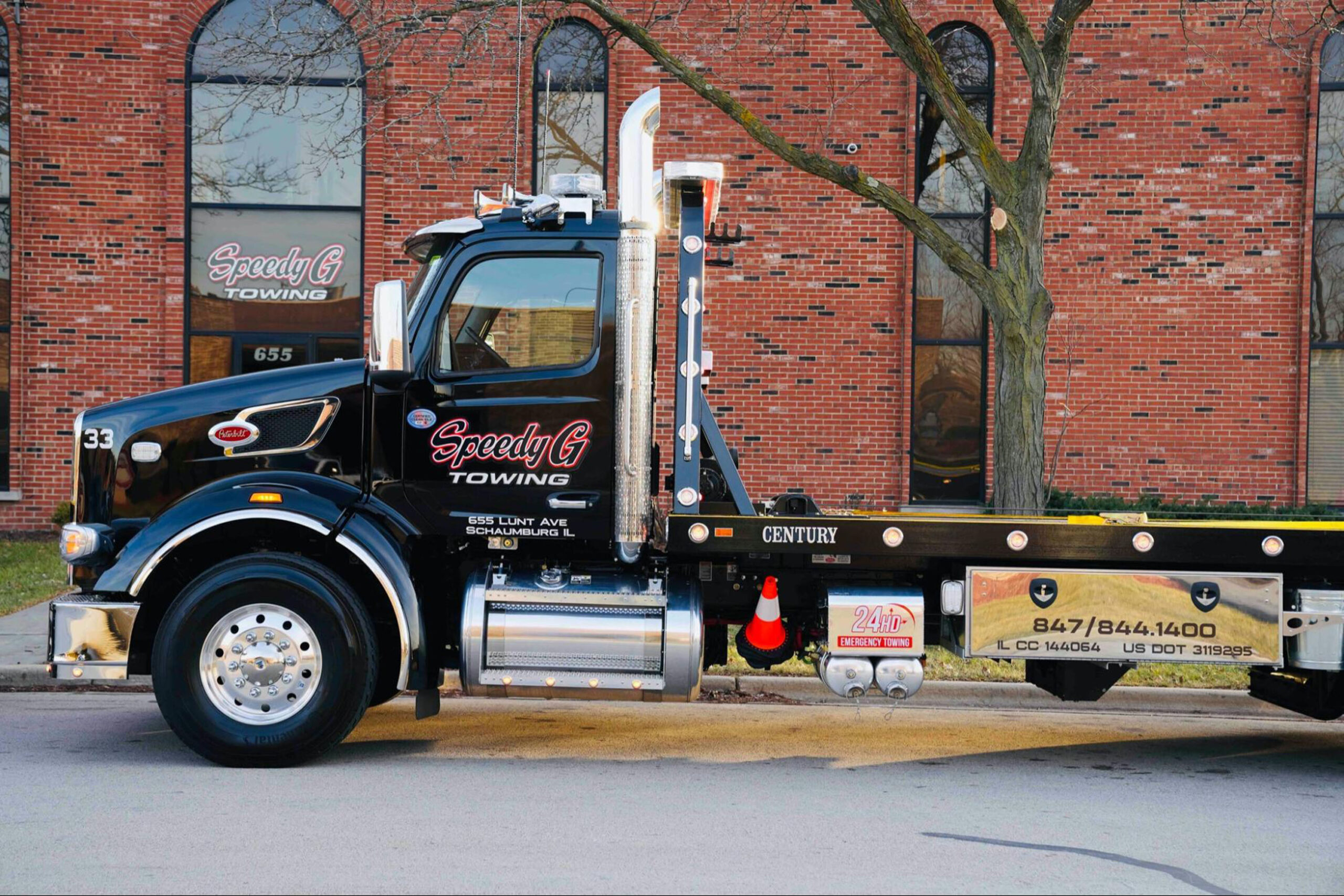 flatbed towing in Chicago | flatbed tow truck