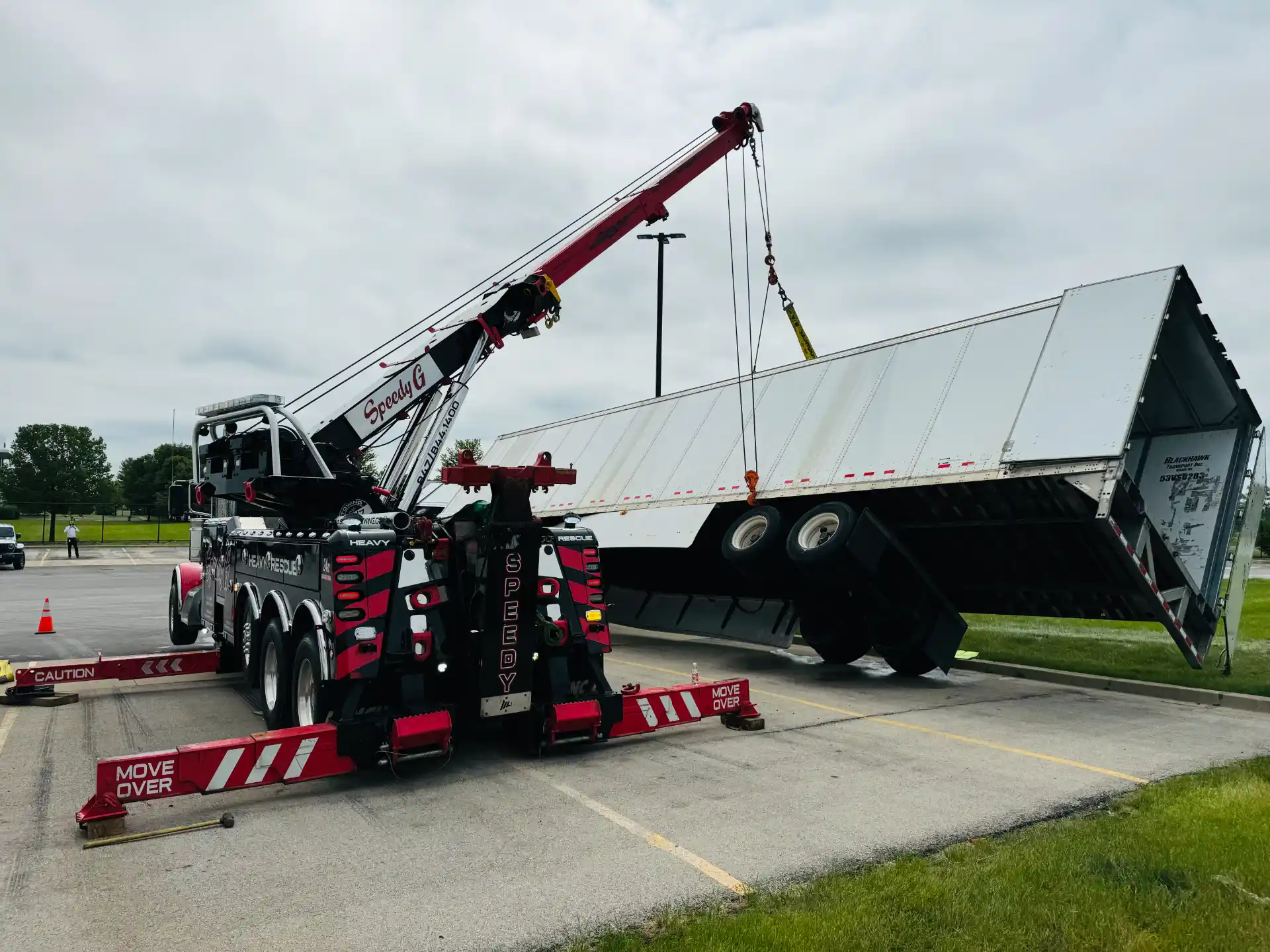 heavy-duty-rotator-semi-trailer-recovery-chicagoland