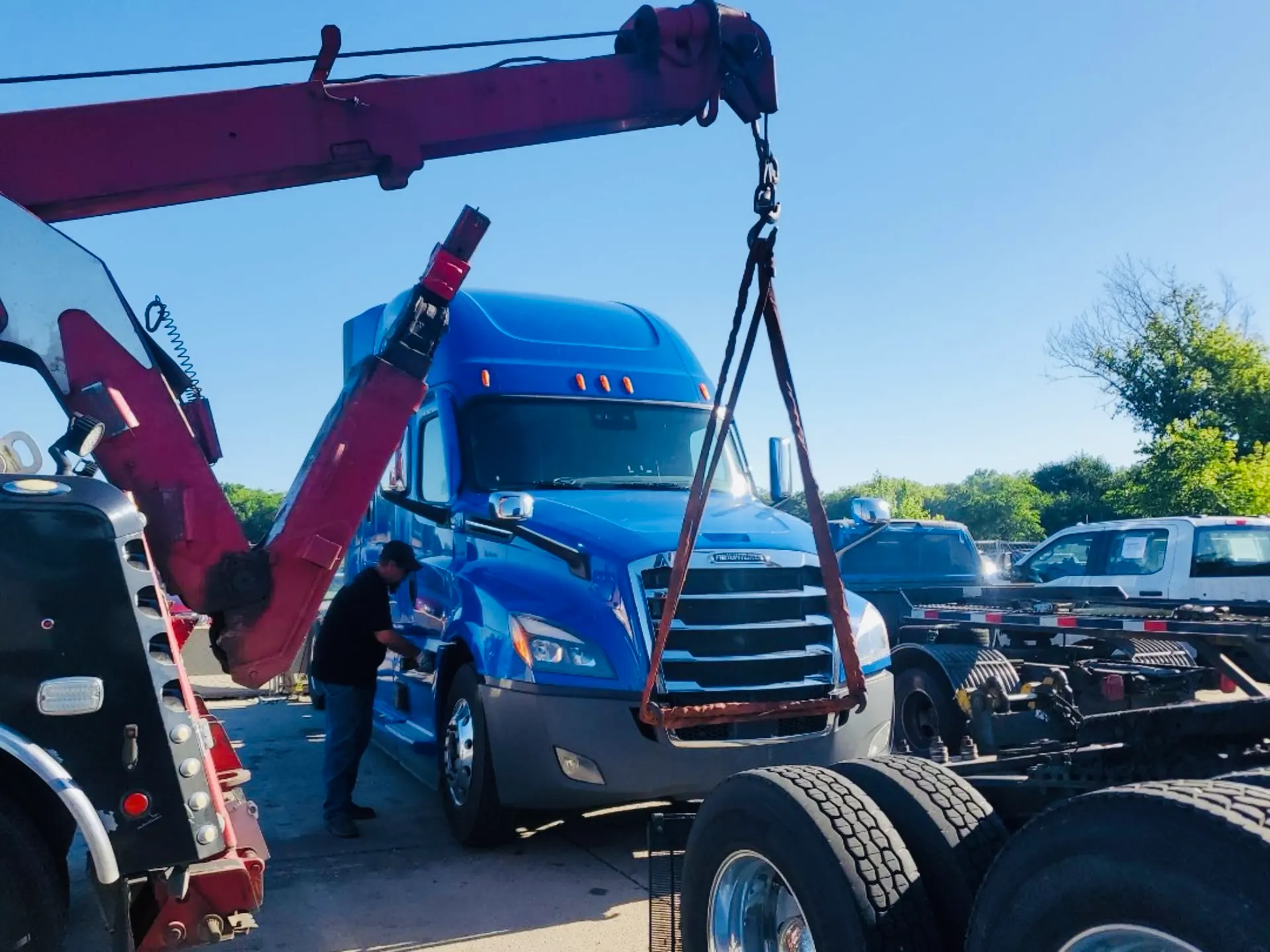 heavy-duty-semi-truck-winch-recovery-chicagoland