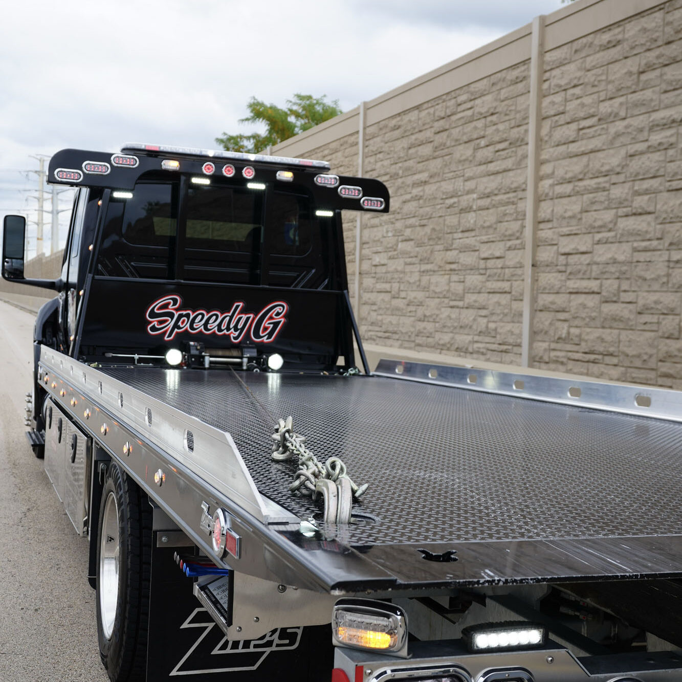 Speedy G Chicago roadside assistance and towing