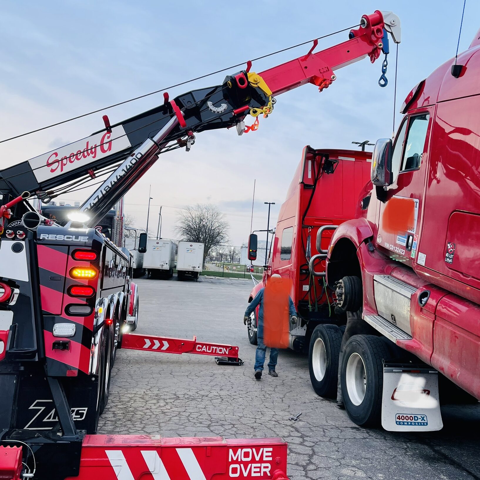 semi-truck and tractor trailer recovery in chicago, IL, decking and undecking