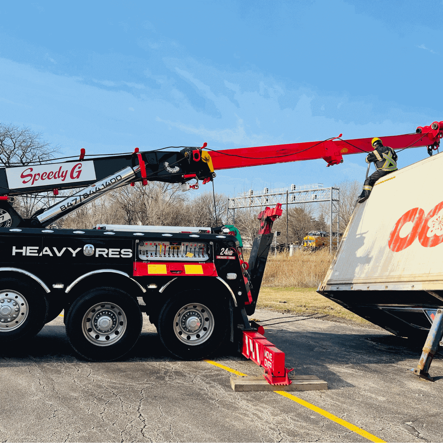 rotator tow truck | rotator and winching service in Chicago